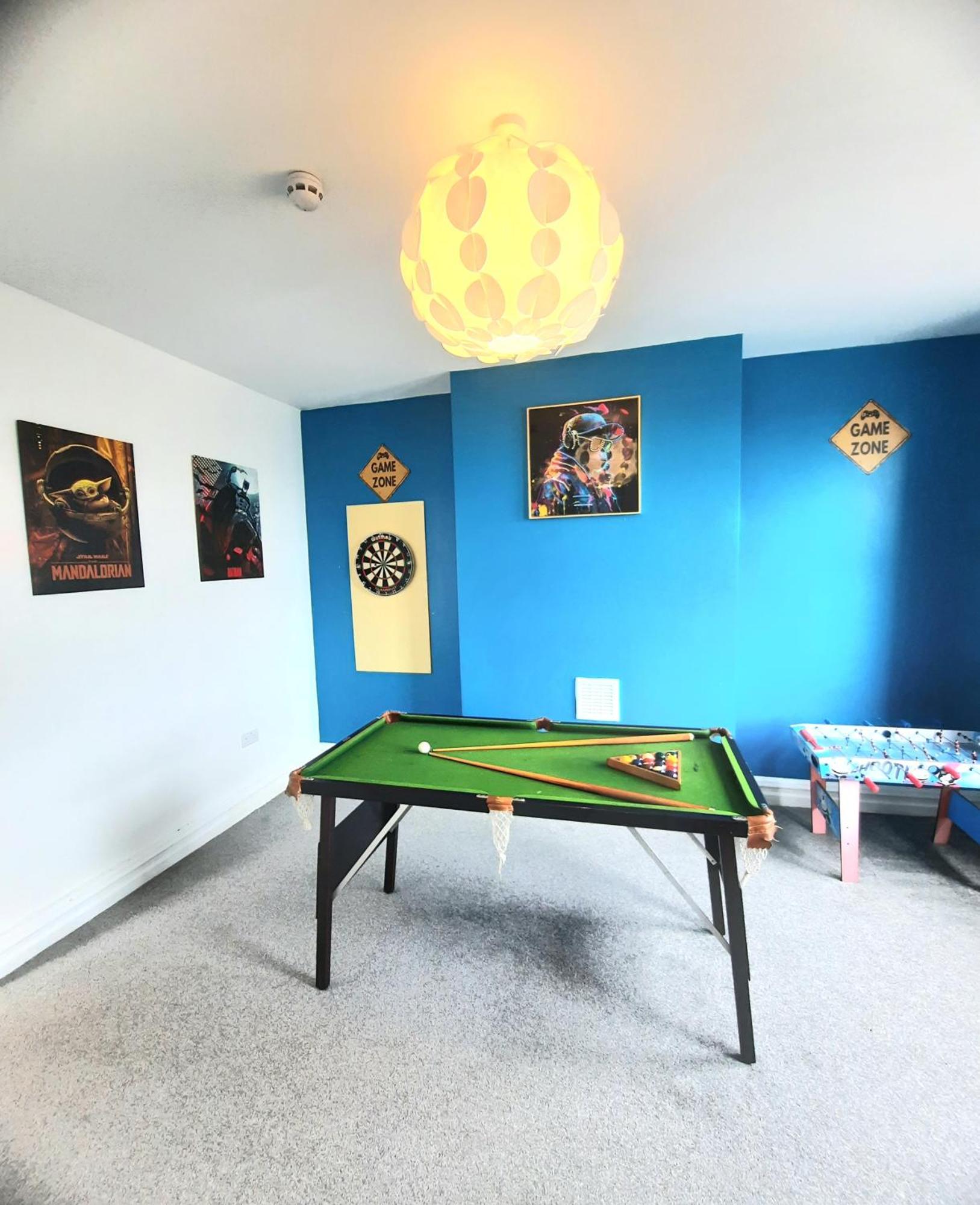 Сasa de vacaciones In Woodhouse, Leeds,free 4 Car Parking,free Wifi *